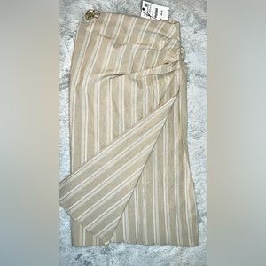 Zara Beige Stripped Midi Skirt with Gold Chain